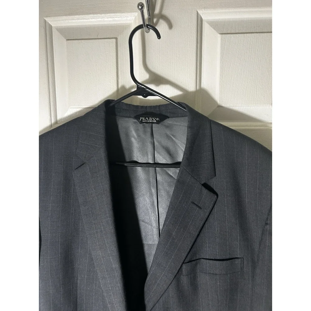 Jos A Bank 44R Charcoal Gray 100% Wool 2 Button Blazer Sport Coat‎ Mens